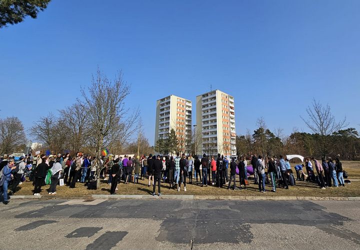 PM: Women in Exile & Friends protestieren gegen Rechtsruck, Rassismus und Abschiebungen.